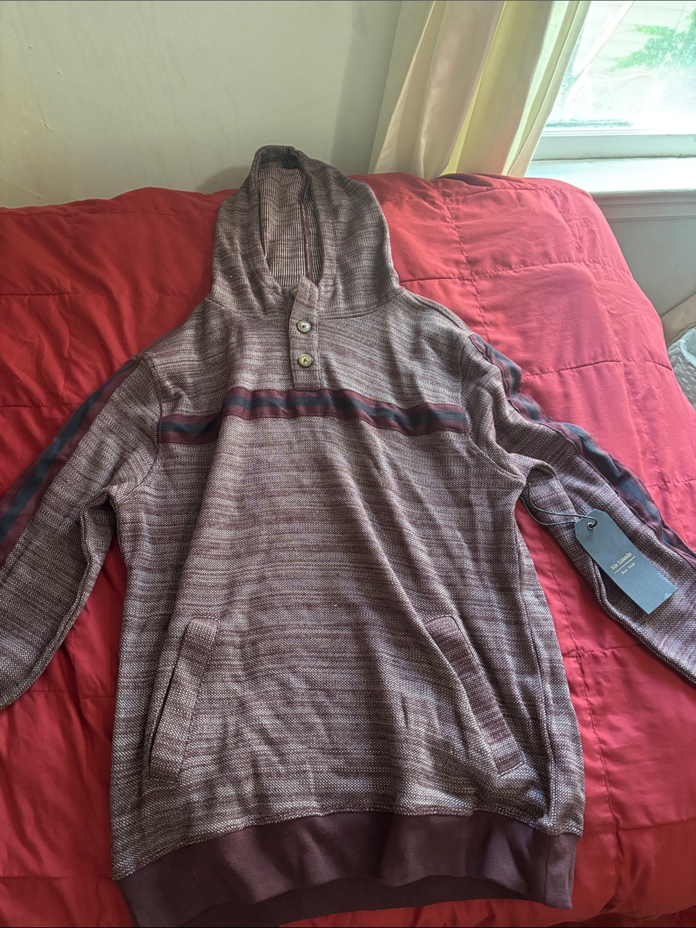 Men's Hooded Pullover Sweatshirt in Maroon